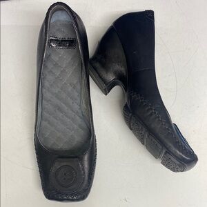 Indigo Black Leather Chunky Heeled Shoes